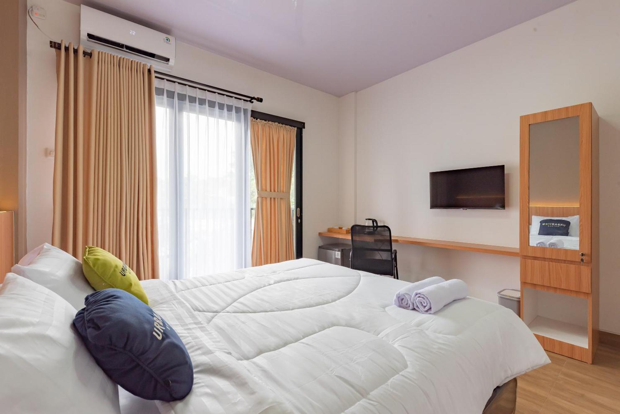 Urbanview Hotel Inkoppabri Cisarua Puncak Ngoại thất bức ảnh