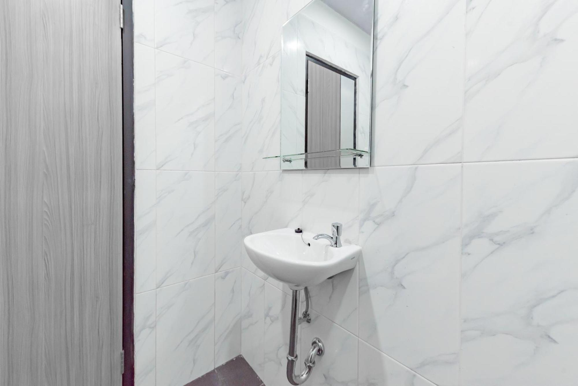 Urbanview Hotel Inkoppabri Cisarua Puncak Ngoại thất bức ảnh