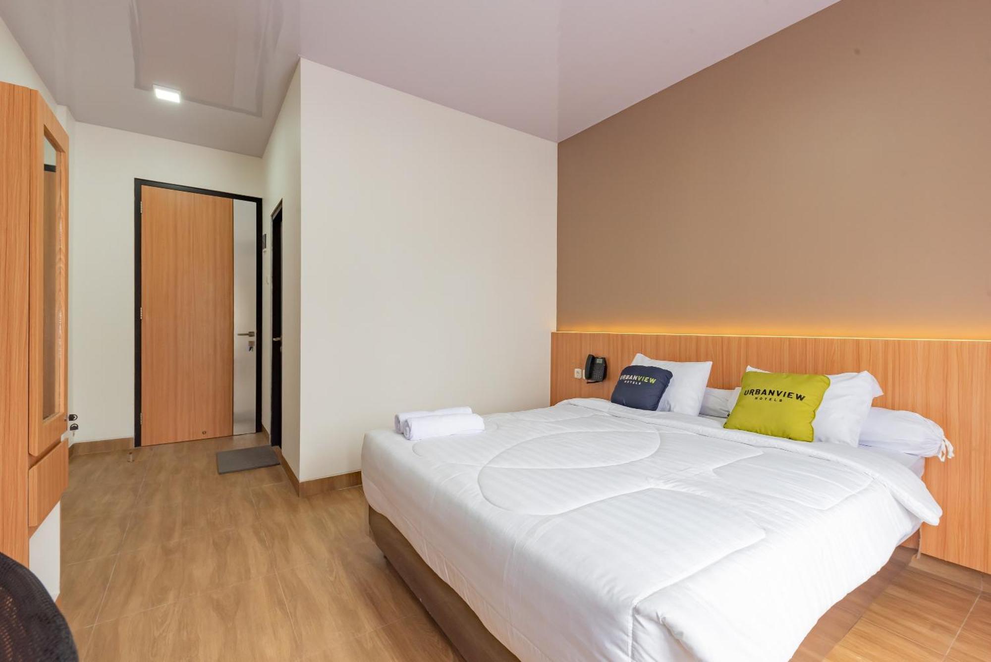 Urbanview Hotel Inkoppabri Cisarua Puncak Ngoại thất bức ảnh