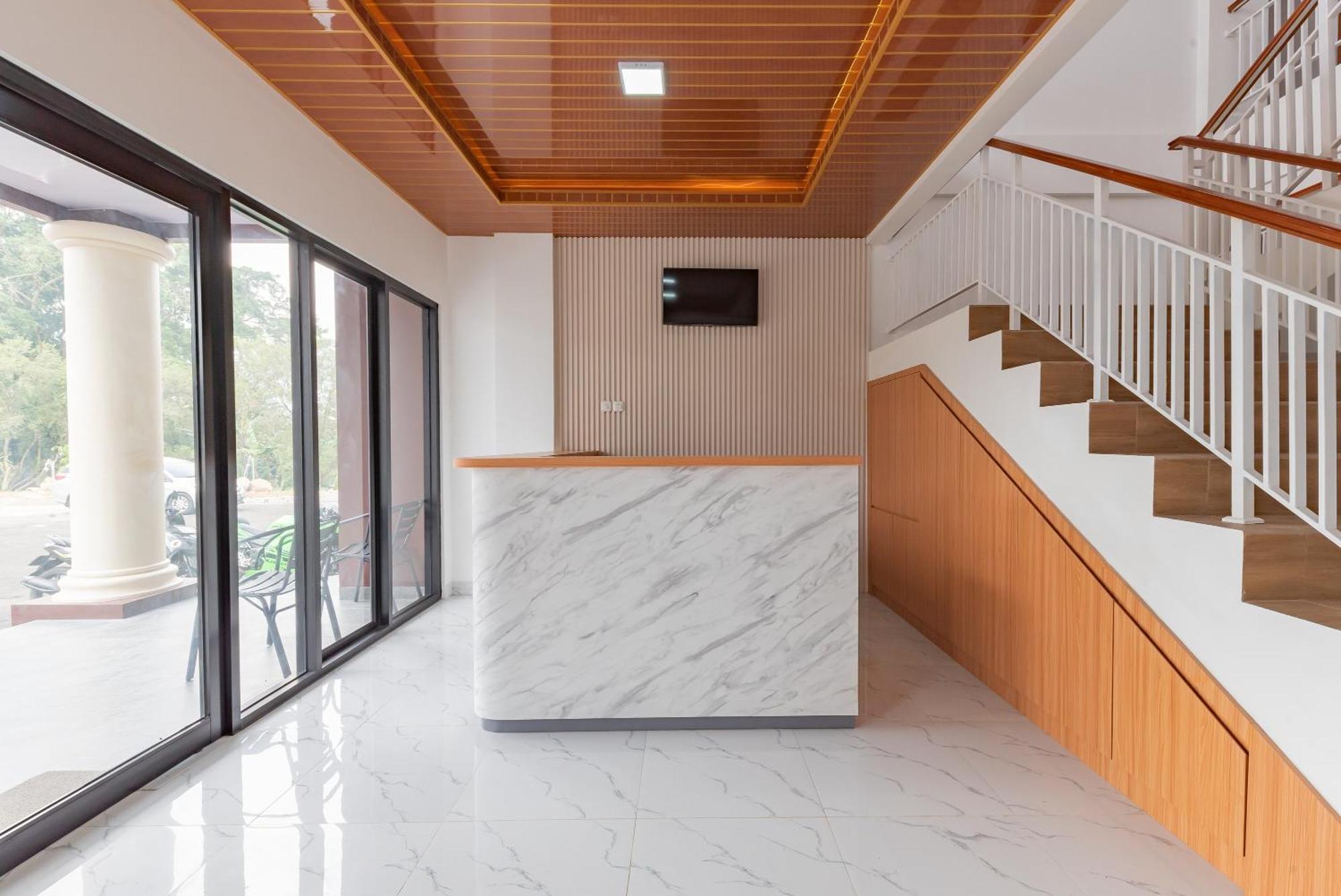 Urbanview Hotel Inkoppabri Cisarua Puncak Ngoại thất bức ảnh