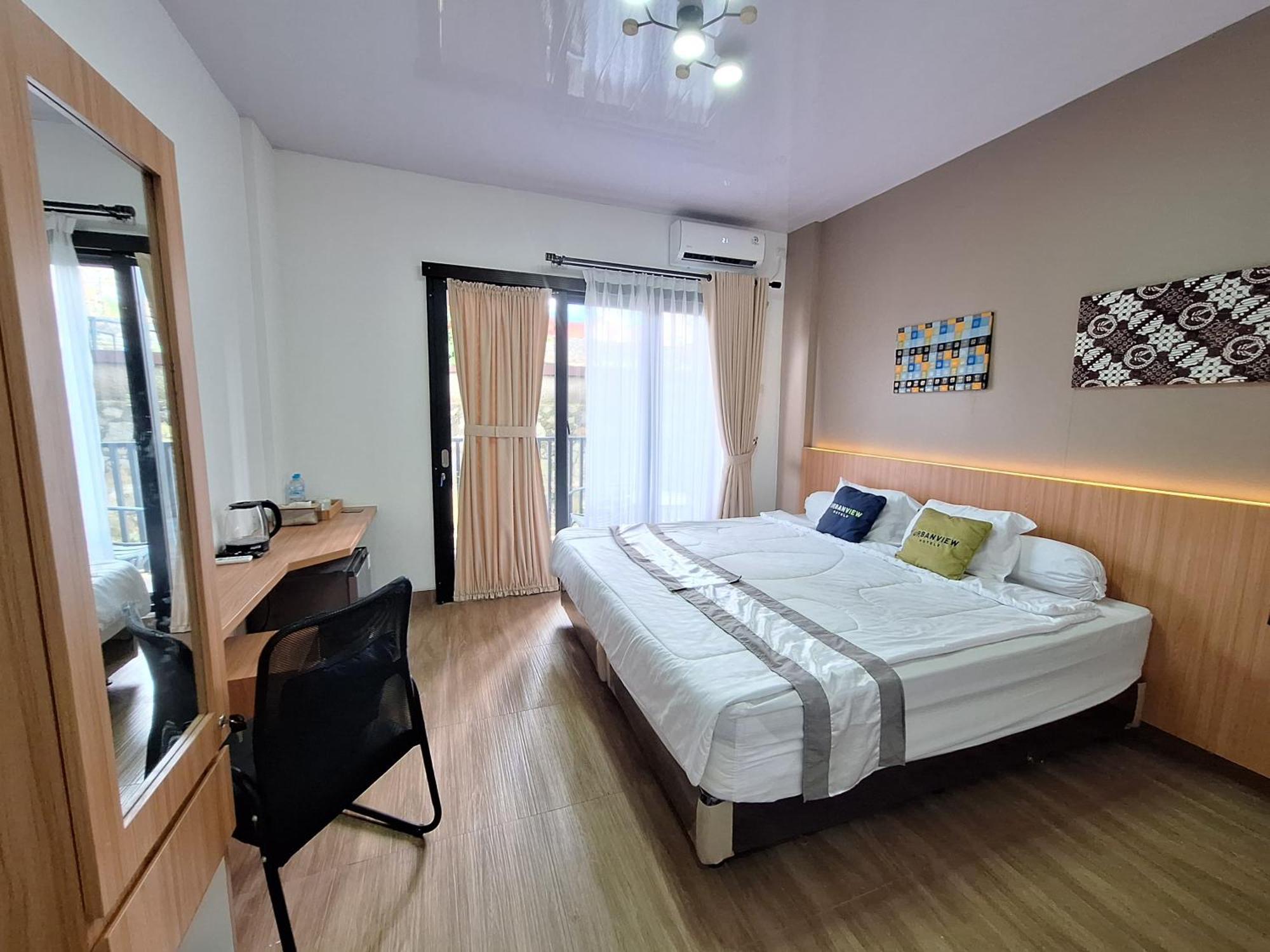 Urbanview Hotel Inkoppabri Cisarua Puncak Ngoại thất bức ảnh