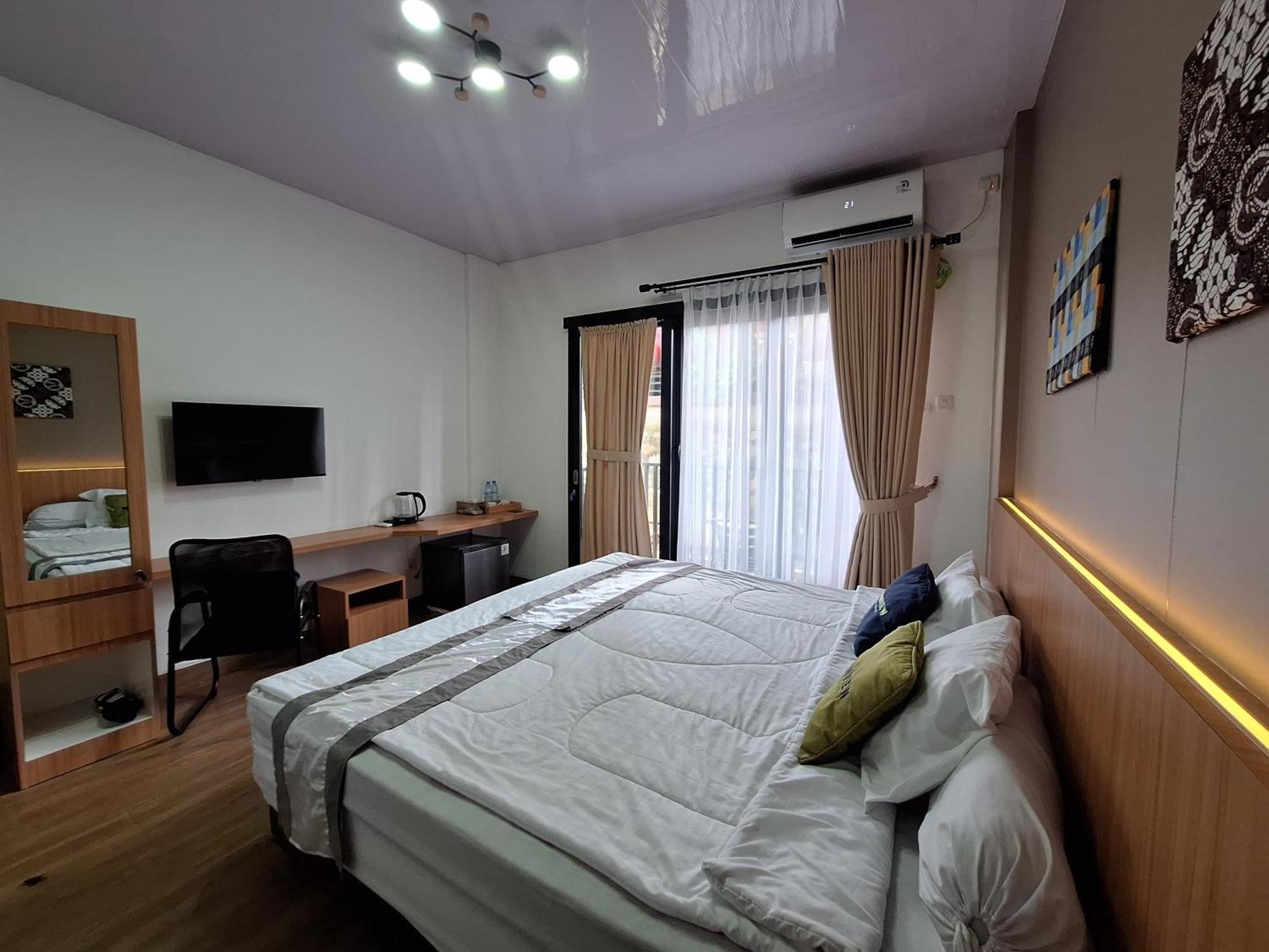 Urbanview Hotel Inkoppabri Cisarua Puncak Ngoại thất bức ảnh